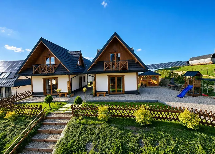 Hrube DOMKI - widok na Tatry i Giewont